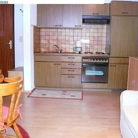 Haus Windegga アパート *