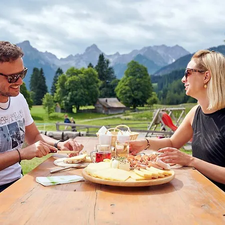 アパート Haus Windegga